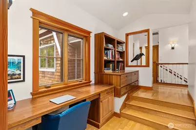 10374 Country Club Road, Bainbridge Island, WA 98110 - Photo 33