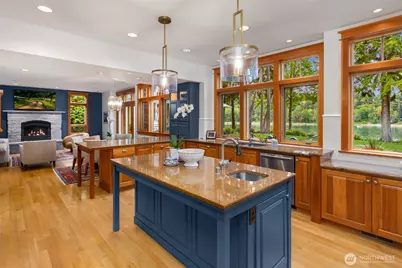 10374 Country Club Road, Bainbridge Island, WA 98110 - Photo 7