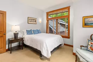 10374 Country Club Rd, Bainbridge Island, WA 98110 - Photo 31