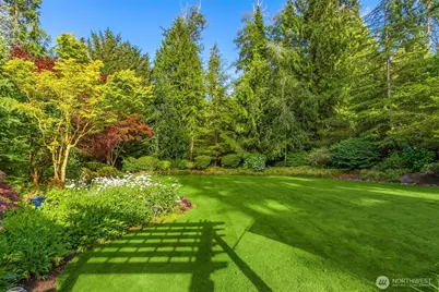 10374 Country Club Road, Bainbridge Island, WA 98110 - Photo 37