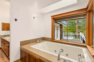 10374 Country Club Rd, Bainbridge Island, WA 98110 - Photo 27