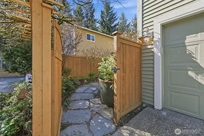 36703 SE Gravenstein Court, Snoqualmie, WA 98065 - Photo 27