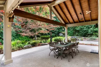 25119 NE 18th Street, Sammamish, WA 98074 - Photo 15