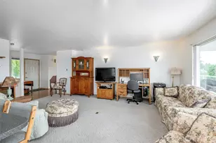 1550 13th Ct, Fox Island, WA 98333 - Photo 7