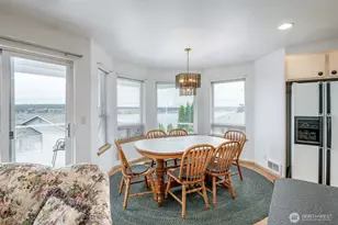 1550 13th Ct, Fox Island, WA 98333 - Photo 9