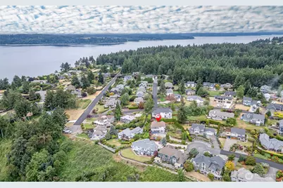 1550 13th Court, Fox Island, WA 98333 - Photo 37