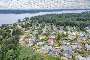 1550 13th Ct, Fox Island, WA 98333 - Photo 37