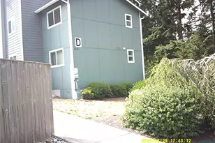 1621 SW Mulberry Pl, Oak Harbor, WA 98277 - Photo 3