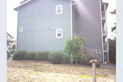 1621 SW Mulberry Place #D303, Oak Harbor, WA 98277 - Photo 5