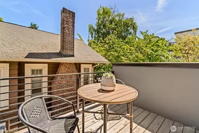 4464 Midvale Avenue N, Seattle, WA 98103 - Photo 31