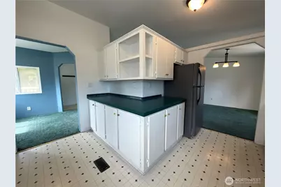 1704 S Delores Place, Port Angeles, WA 98363 - Photo 7