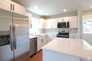 3111 E Camellia Way, Port Orchard, WA 98366 - Photo 9