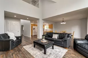 309 NW 106th St, Vancouver, WA 98685 - Photo 9