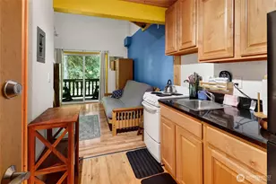 10433 Mt Baker Hwy, Deming, WA 98244 - Photo 3