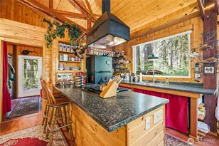 10707 Thompson Creek Rd, Deming, WA 98244 - Photo 11