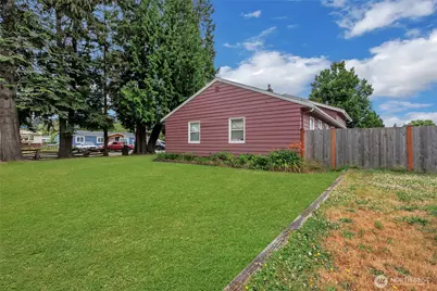 327 Chicago Boulevard S, Pacific, WA 98047 - Photo 3