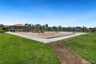 18708 Emmons Ct E, Puyallup, WA 98374 - Photo 31