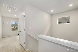 18708 Emmons Ct E, Puyallup, WA 98374 - Photo 11