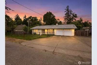 9525 E E Street, Tacoma, WA 98445 - Photo 1