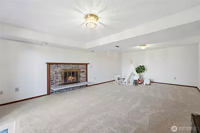 5937 Scenic Drive NE, Tacoma, WA 98422 - Photo 15