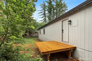 8433 Golden Valley Dr, Maple Falls, WA 98266 - Photo 23
