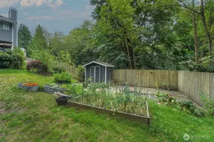 22035 Sea Vista NE, Poulsbo, WA 98370 - Photo 33