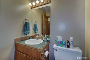22035 Sea Vista NE, Poulsbo, WA 98370 - Photo 19