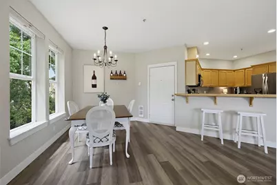7705 Fairway Avenue SE #204, Snoqualmie, WA 98065 - Photo 9