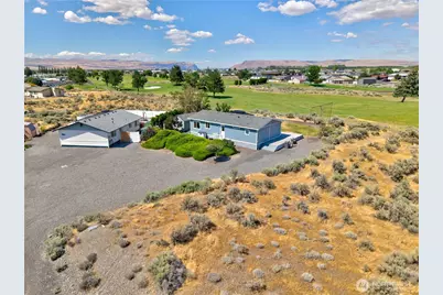 403 Summer Place SW, Mattawa, WA 99349 - Photo 3