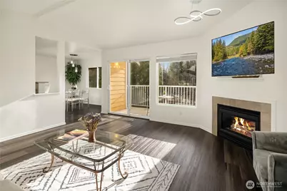 710 240th Way SE #J302, Sammamish, WA 98074 - Photo 3