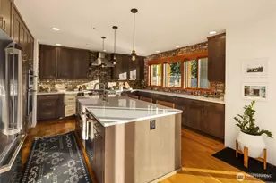 14625 SE 14th St, Bellevue, WA 98007 - Photo 9