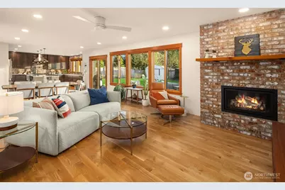 14625 SE 14th Street, Bellevue, WA 98007 - Photo 5