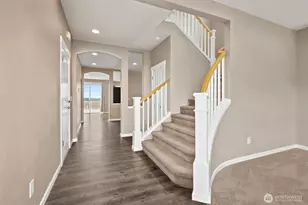 2805 Fiddleback St NE, Lacey, WA 98516 - Photo 3