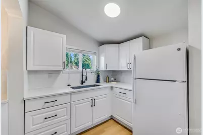 12542 50th Place S, Tukwila, WA 98178 - Photo 13
