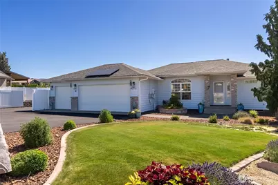 536 Hillcrest Circle Drive, Omak, WA 98841 - Photo 1
