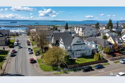 2232 Hoyt Avenue, Everett, WA 98201 - Photo 3