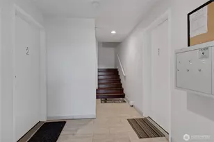 417 23rd Ave, Seattle, WA 98122 - Photo 3