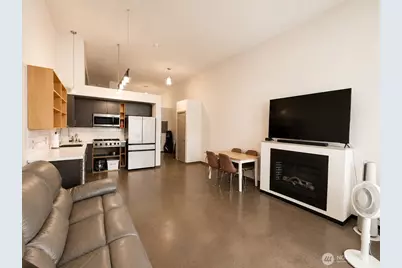 4422 Bagley Avenue N #204, Seattle, WA 98103 - Photo 11