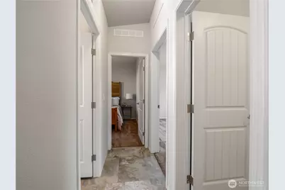 10713 61st Street E #108A, Puyallup, WA 98372 - Photo 13