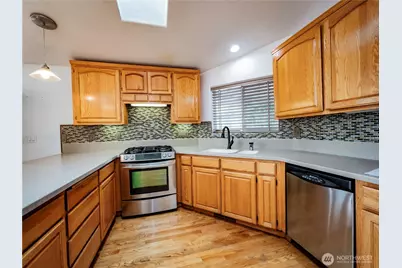 518 H Street SW, Tumwater, WA 98512 - Photo 9