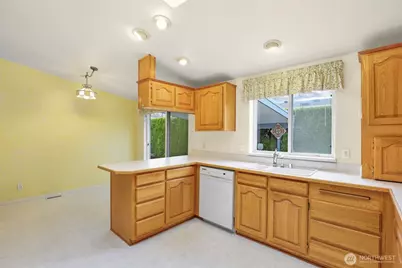 8118 20th Lane SE, Lacey, WA 98503 - Photo 11