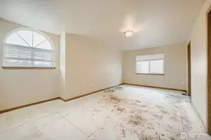 9111 189th St E, Puyallup, WA 98375 - Photo 7