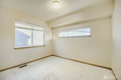9111 189th Street E, Puyallup, WA 98375 - Photo 11