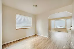 9111 189th St E, Puyallup, WA 98375 - Photo 3