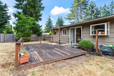 8710 33rd Street W, Tacoma, WA 98466 - Photo 17
