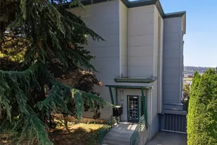 2713 Boylston Ave E, Seattle, WA 98102 - Photo 31