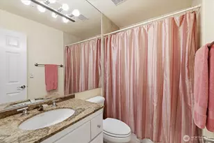 2713 Boylston Ave E, Seattle, WA 98102 - Photo 23