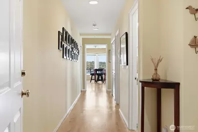 2713 Boylston Avenue E #201, Seattle, WA 98102 - Photo 13