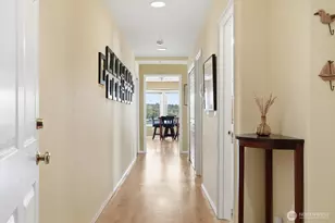 2713 Boylston Ave E, Seattle, WA 98102 - Photo 13
