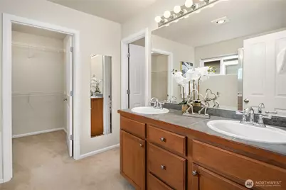 16121 167th Avenue SE, Renton, WA 98058 - Photo 9